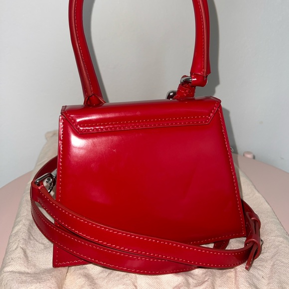 JACQUEMUS - Le Chiquito Moyen Boucle Signature Buckled Handbag in Red - Picture 2 of 4